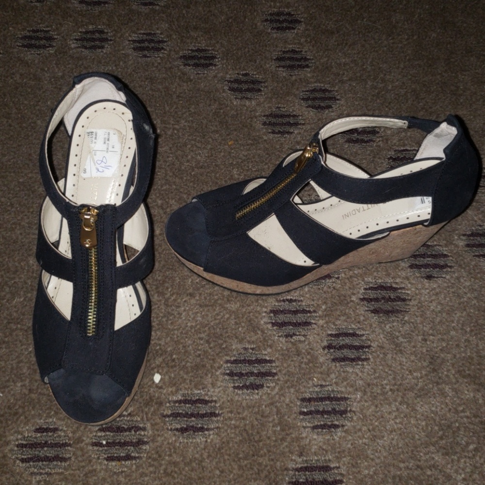 Adrienne Vittadini wedge heels